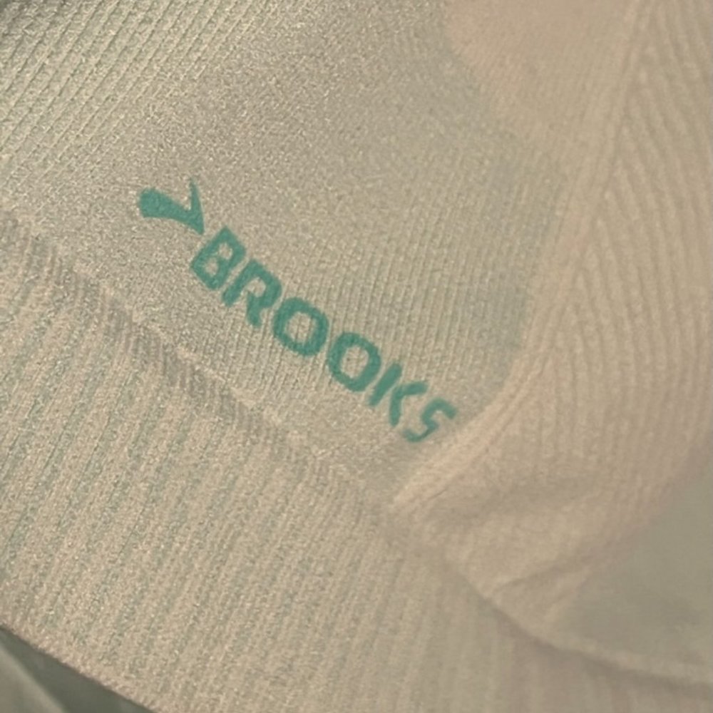 Brooks Small Lightweight Light Blue Pull-Over - image 3